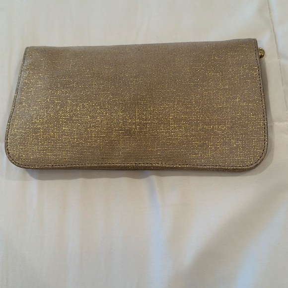 Tory Burch shimmer gold metallic purse handbag crossbody clutch detachable strap - Picture 5 of 9